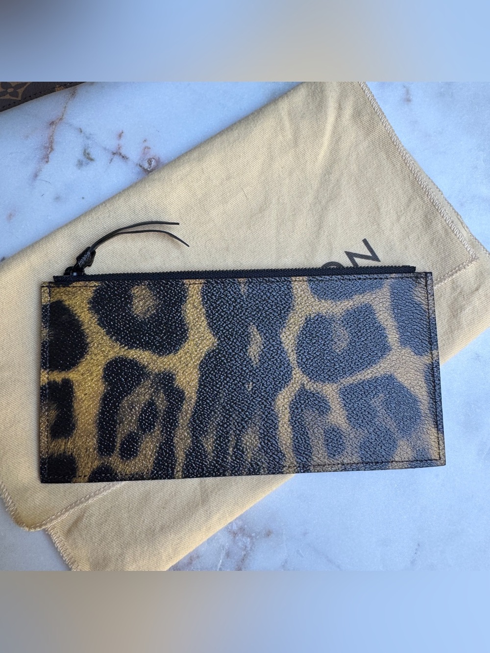 Louis Vuitton Wild Animal Pochette Felicie Crossbody - Picture 16 of 16